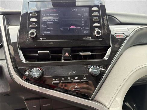 Used 2024 Toyota Camry SE FWD image 19