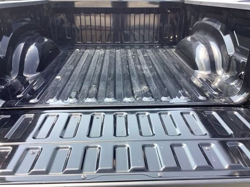 Used 2023 RAM 1500 Laramie AWD/4WD image 14