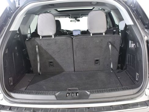 Used 2023 Ford Explorer XLT w/ Equipment Group 202A image 21