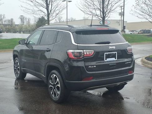 Used 2022 Jeep Compass Limited AWD/4WD image 6