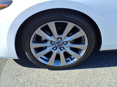 Used 2019 MAZDA MAZDA3 Sedan w/ Premium Package image 8