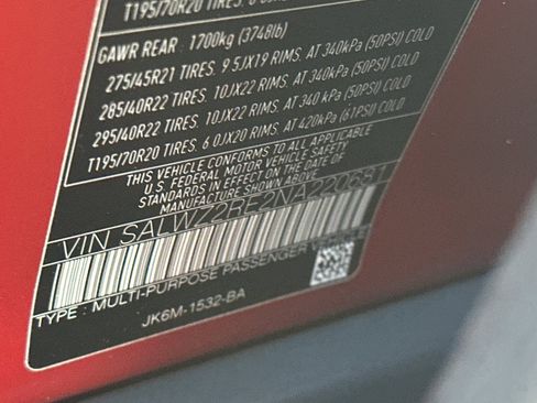 Used 2022 Land Rover Range Rover Sport SVR image 38