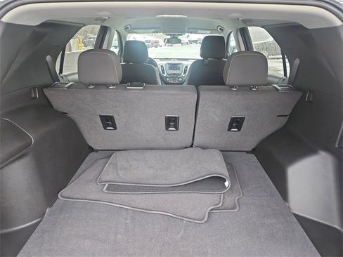 Used 2022 Chevrolet Equinox LT w/ Driver Convenience Package image 25