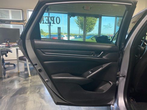 Used 2022 Honda Accord Sport image 13