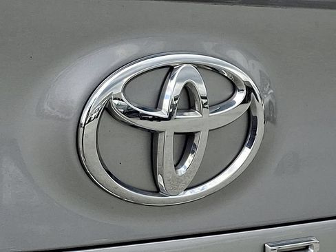 Used 2024 Toyota Camry SE FWD image 26