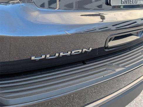 Used 2023 GMC Yukon AT4 w/ Max Trailering Package image 12