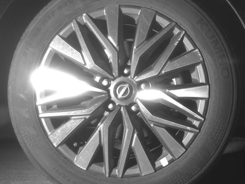 Used 2025 Nissan Altima 2.5 SV image 13