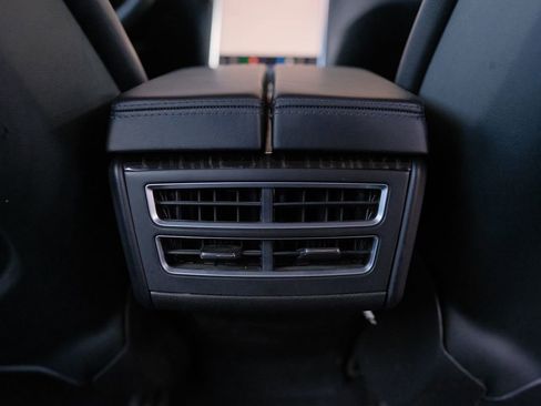 Used 2016 Tesla Model S 75 image 33