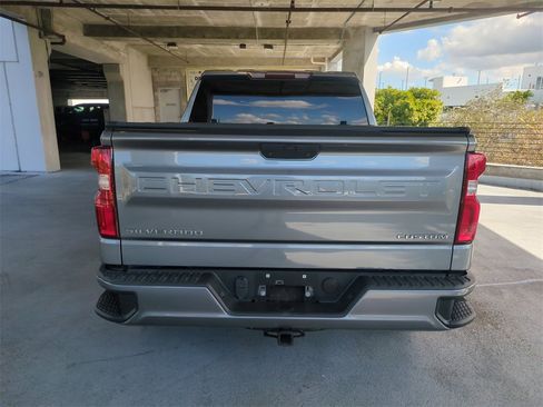 Used 2020 Chevrolet Silverado 1500 Custom w/ Custom Convenience Package image 6