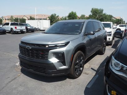 Used 2024 Chevrolet Traverse RS