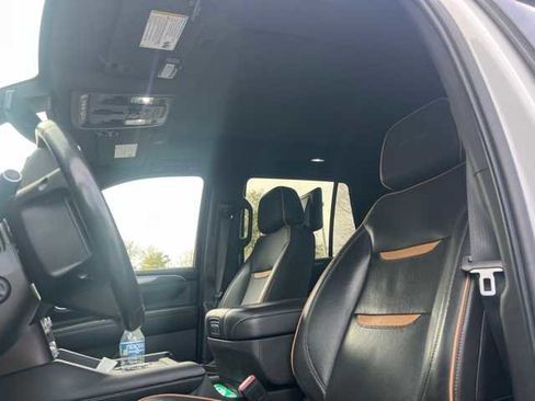 Used 2021 GMC Yukon AT4 w/ AT4 Premium Package image 6