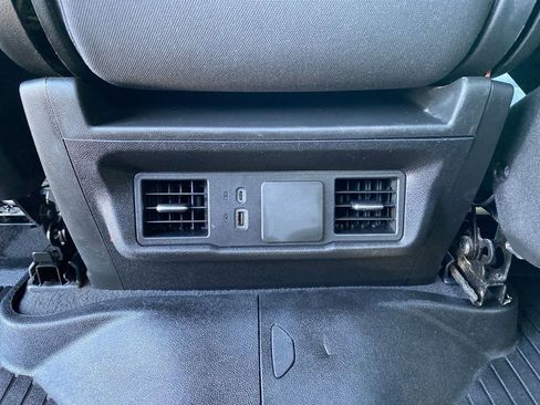 Used 2024 Chevrolet Silverado 2500 Custom w/ Custom Value Package image 30