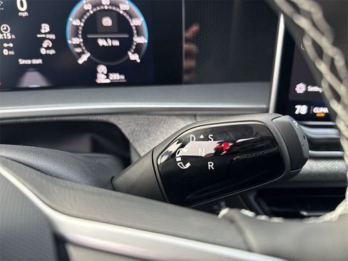 New 2026 Volkswagen Tiguan S image 27