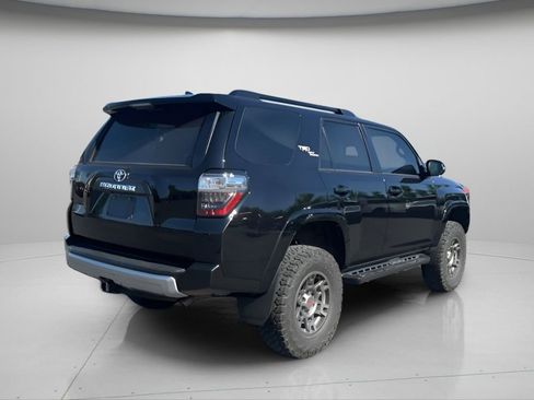 Used 2024 Toyota 4Runner TRD Off-Road Premium w/ Moonroof Package AWD/4WD image 4