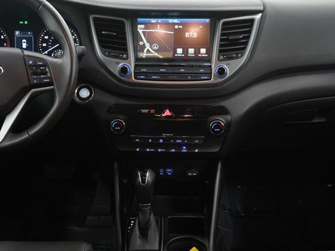 Used 2018 Hyundai Tucson SEL Plus w/ Cargo Package image 15