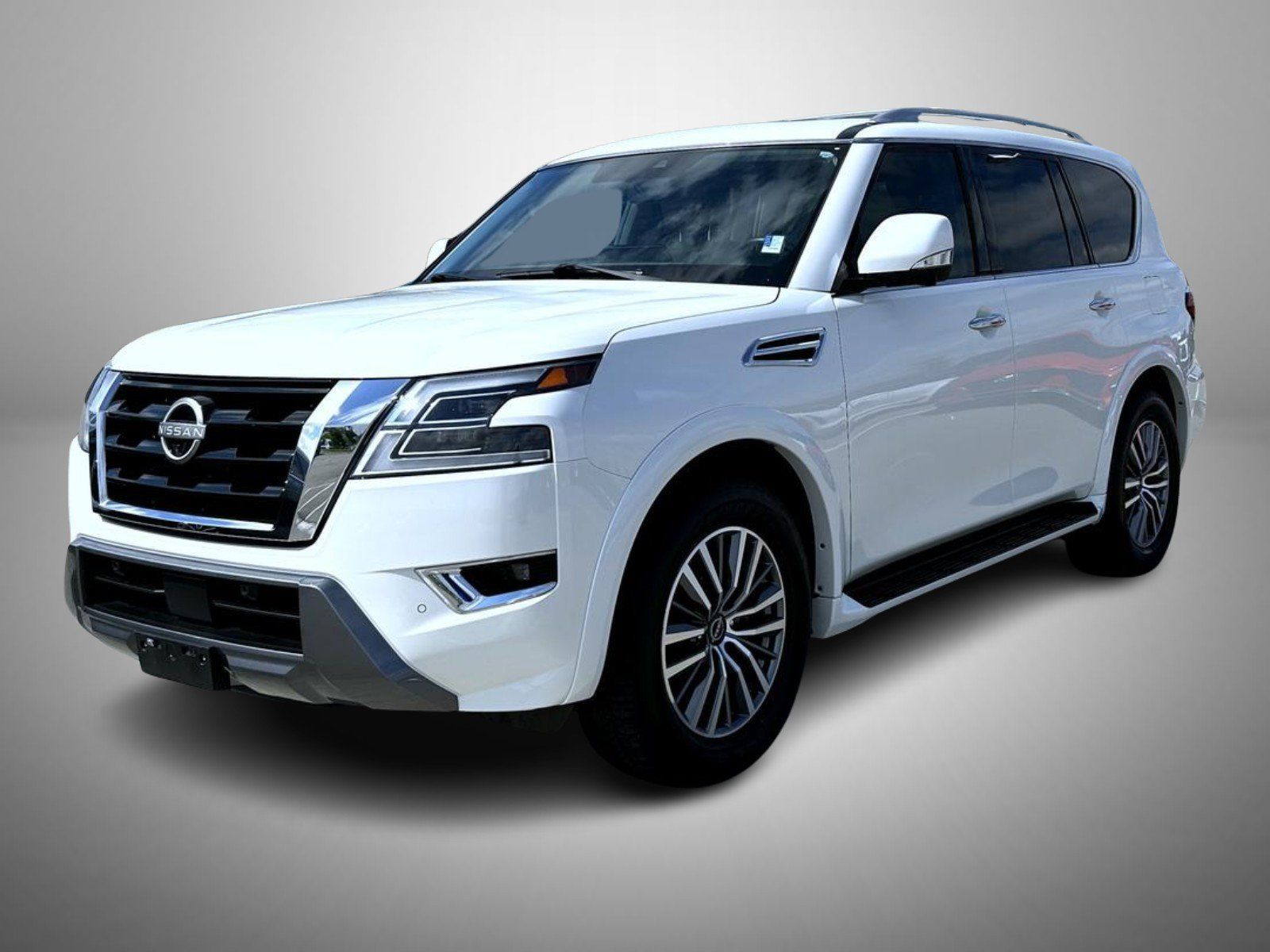 Used 2024 Nissan Armada SL w/ Captain's Chairs Package AWD/4WD image 1
