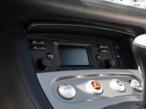 Used 2002 BMW Z8 RWD image 35