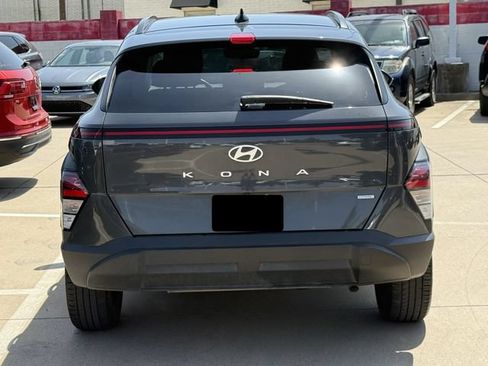 Used 2024 Hyundai Kona SEL AWD/4WD image 5