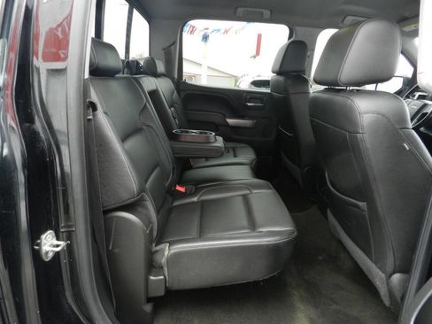 Used 2017 Chevrolet Silverado 1500 LTZ Z71 w/ LTZ Plus Package image 12