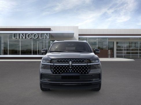 New 2026 Lincoln Navigator L Black Label AWD/4WD image 6