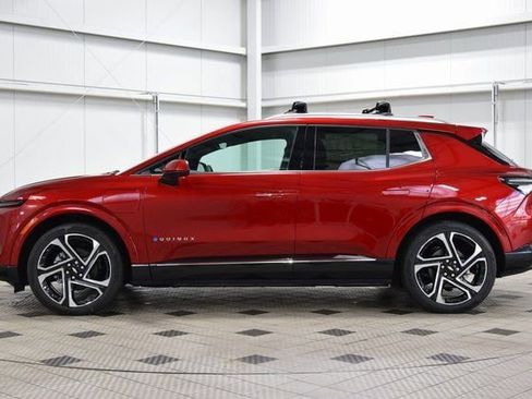 New 2026 Chevrolet Equinox EV LT w/ Convenience Package II FWD image 4