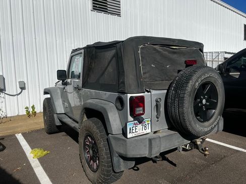 Used 2010 Jeep Wrangler Sport image 3