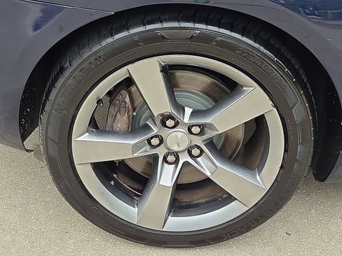 Used 2012 Chevrolet Camaro SS RWD image 7