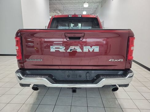 Used 2025 RAM 1500 Laramie AWD/4WD image 11
