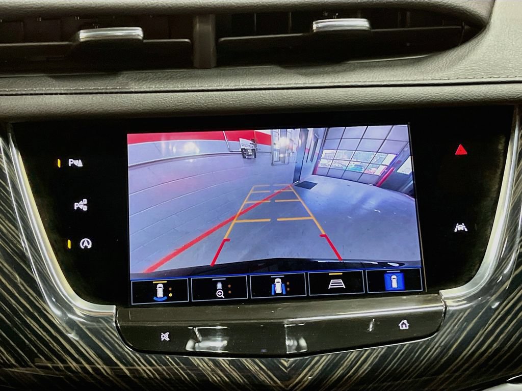 Used 2024 Cadillac XT6 Premium Luxury w/ Technology Package AWD/4WD image 14