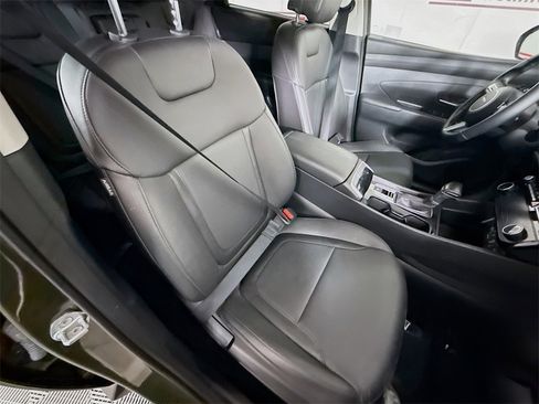 Certified 2025 Hyundai Tucson SEL image 33