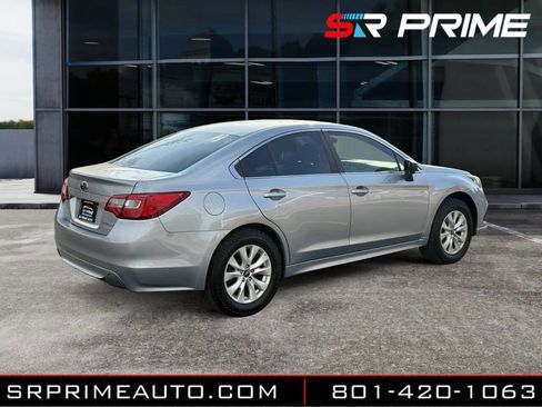 Used 2017 Subaru Legacy 2.5i w/ Alloy Wheel Package image 3