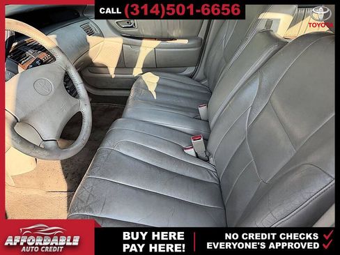 Used 2001 Toyota Avalon XLS w/ Option Pkg 7 FWD image 10
