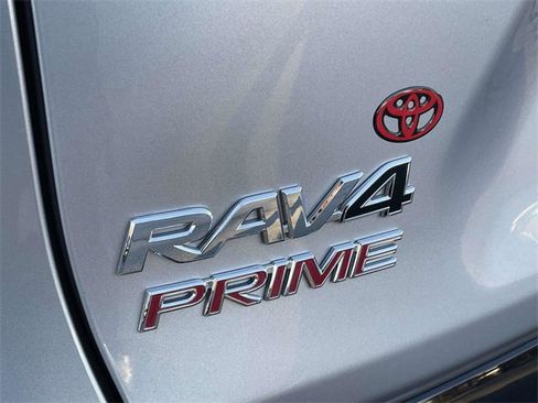 Used 2021 Toyota RAV4 XSE image 12
