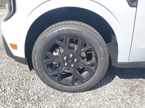 New 2026 Ford Maverick Lariat w/ Black Appearance Package AWD/4WD image 6