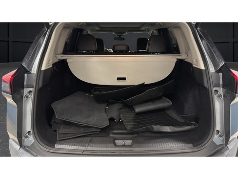 Used 2021 Nissan Rogue SL FWD image 27