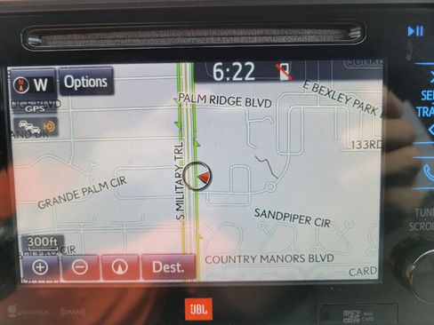 Used 2017 Toyota Tacoma Limited image 21