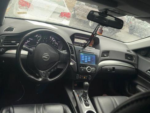 Used 2021 Acura ILX w/ Premium Package image 4
