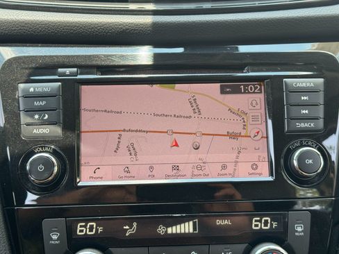 Used 2019 Nissan Rogue SL AWD/4WD image 24