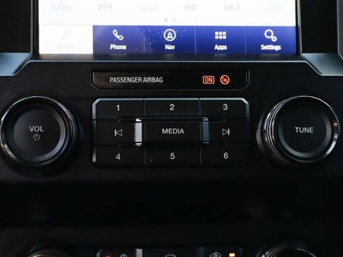 Used 2021 Ford F250 XLT w/ XLT Value Package image 37