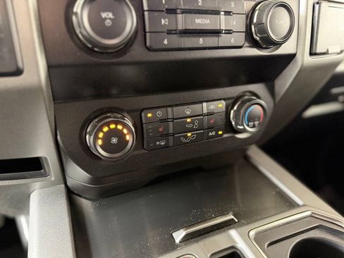 Used 2019 Ford F150 Raptor w/ Equipment Group 801A Mid AWD/4WD image 18