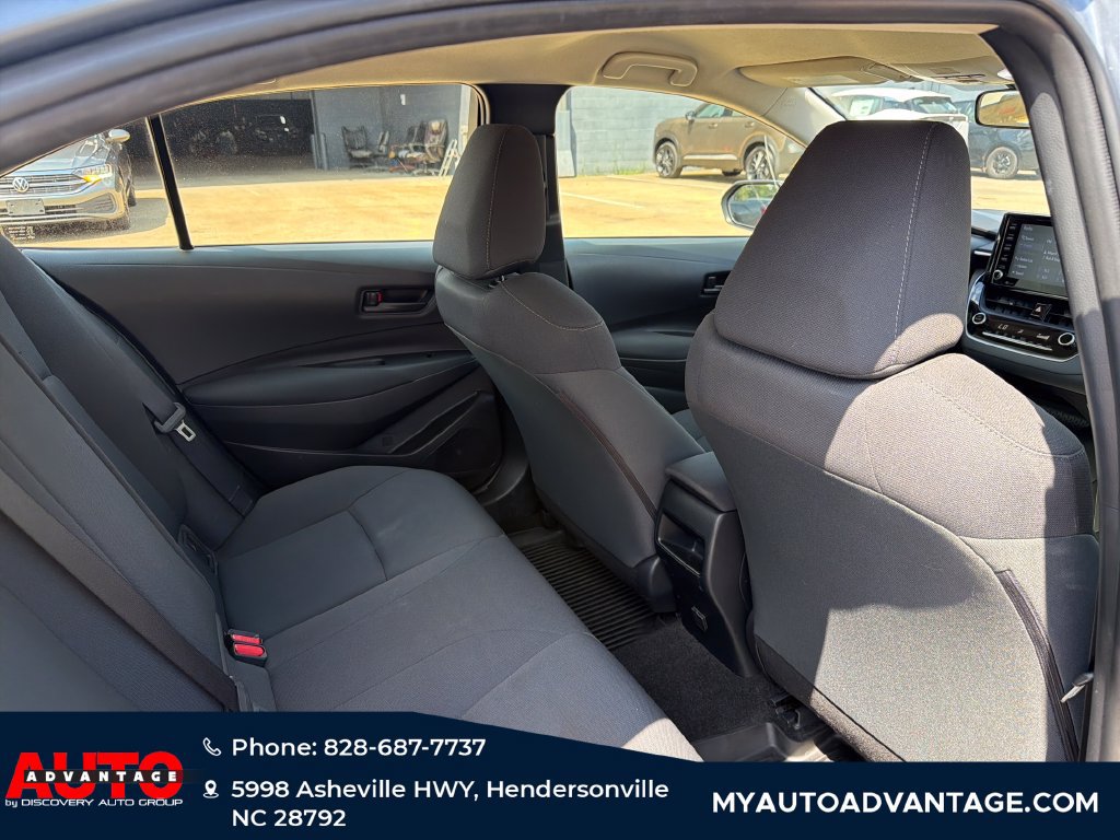 Used 2022 Toyota Corolla LE FWD image 29