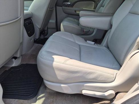 Used 2011 Chevrolet Tahoe LT AWD/4WD image 20