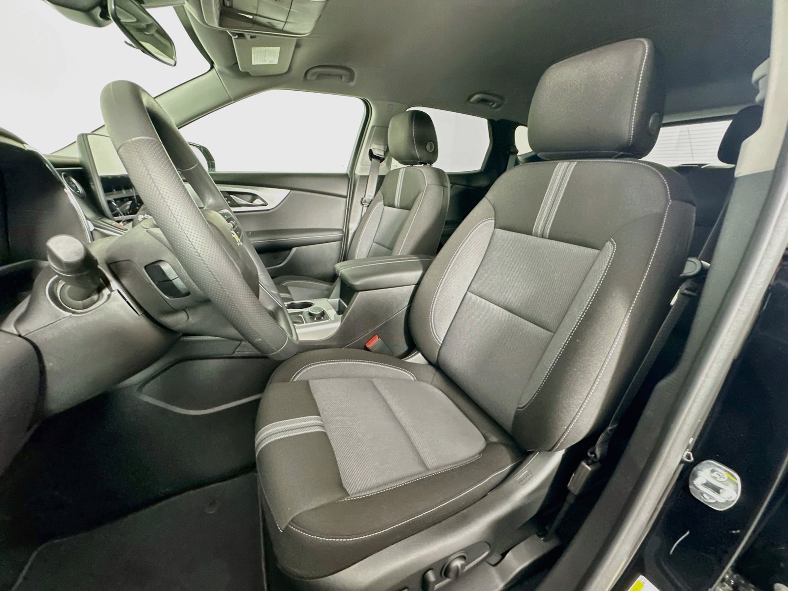 New 2026 Chevrolet Blazer LT w/ Midnight/Sport Edition AWD/4WD image 21
