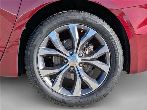 Used 2017 Chrysler Pacifica Limited image 27