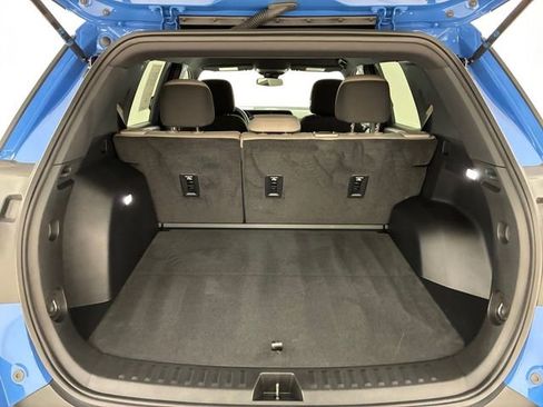 Certified 2025 GMC Terrain Elevation AWD/4WD image 17