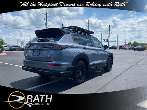 New 2026 Mitsubishi Outlander Trail Edition image 8