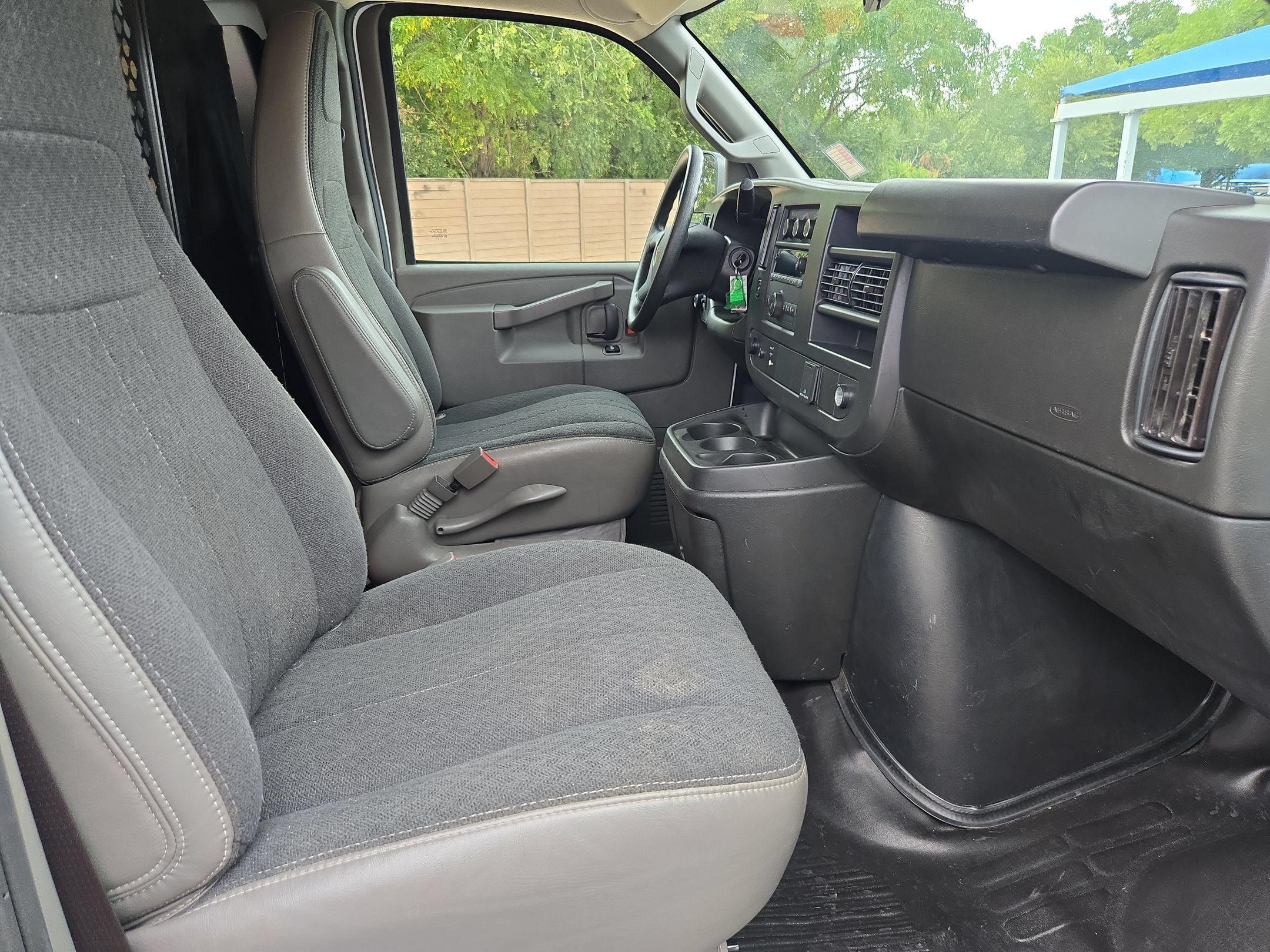 Used 2025 GMC Savana 2500 w/ Driver Convenience Package RWD image 22