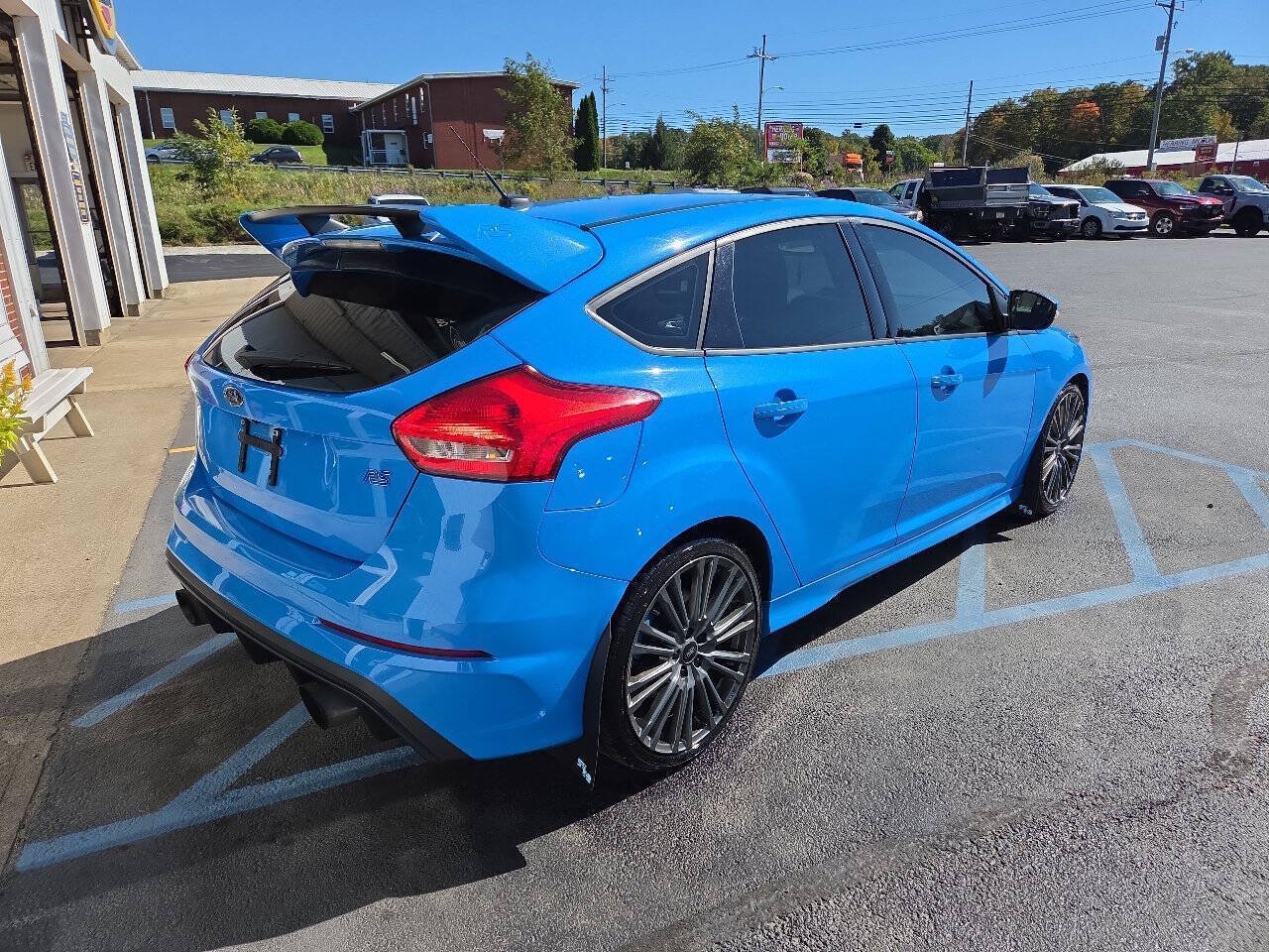 Used 2017 Ford Focus RS AWD/4WD image 5