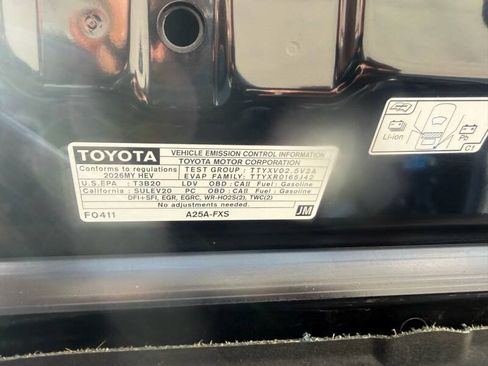 Used 2026 Toyota Camry SE FWD image 23