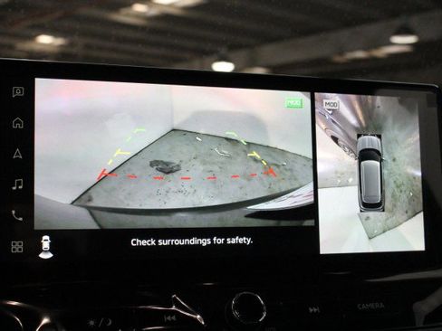 New 2026 Mitsubishi Outlander SE image 12